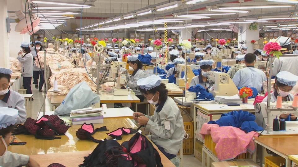 북한 노동생산성 연간 270만 원…남북 경제 격차 갈수록 확대