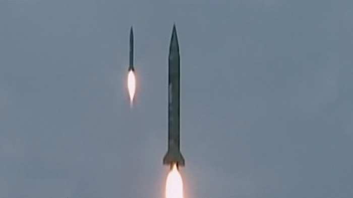 北朝鮮がまた弾道ミサイル　約６０キロ飛行（４月５日）