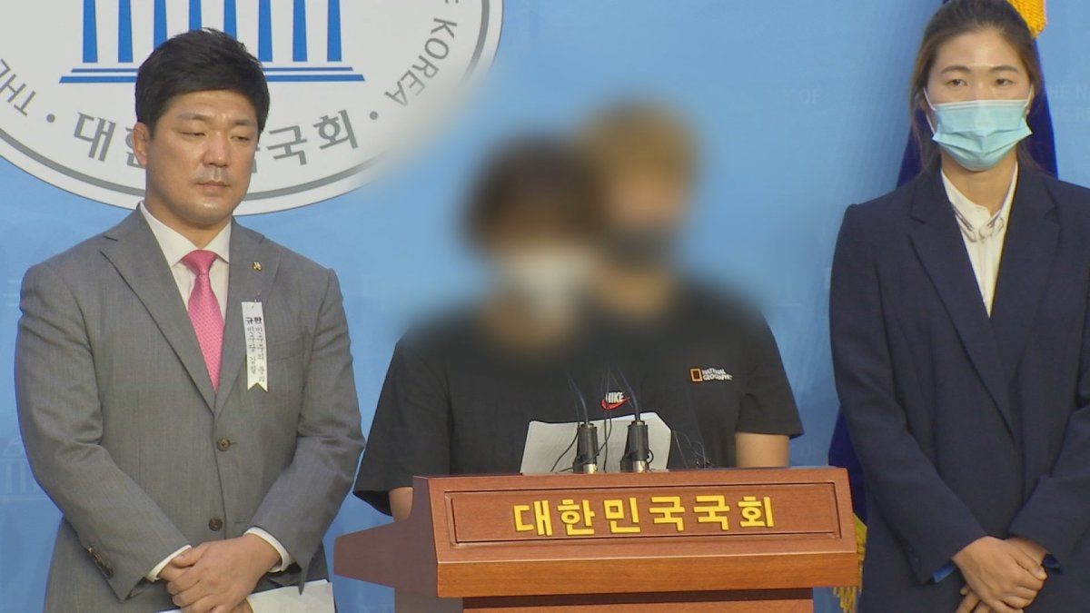 용기낸 동료들 "팀은 감독·특정 선수의 왕국"