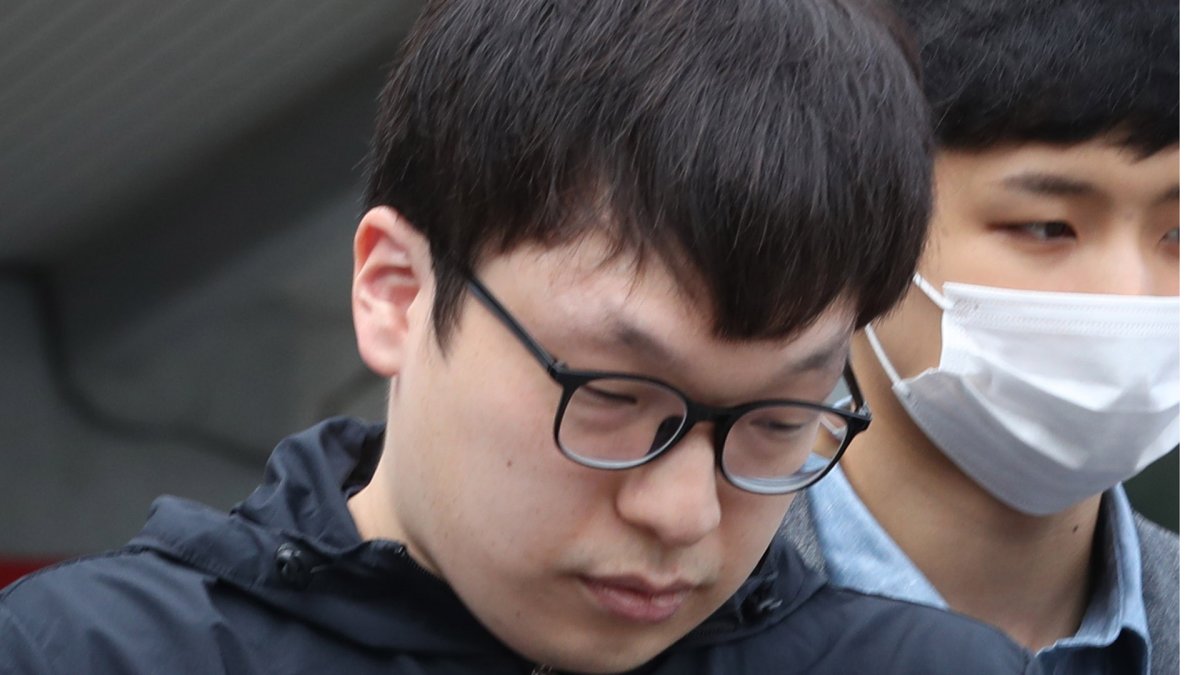 '박사방 공범' 남경읍 신상공개…"혐의 인정"