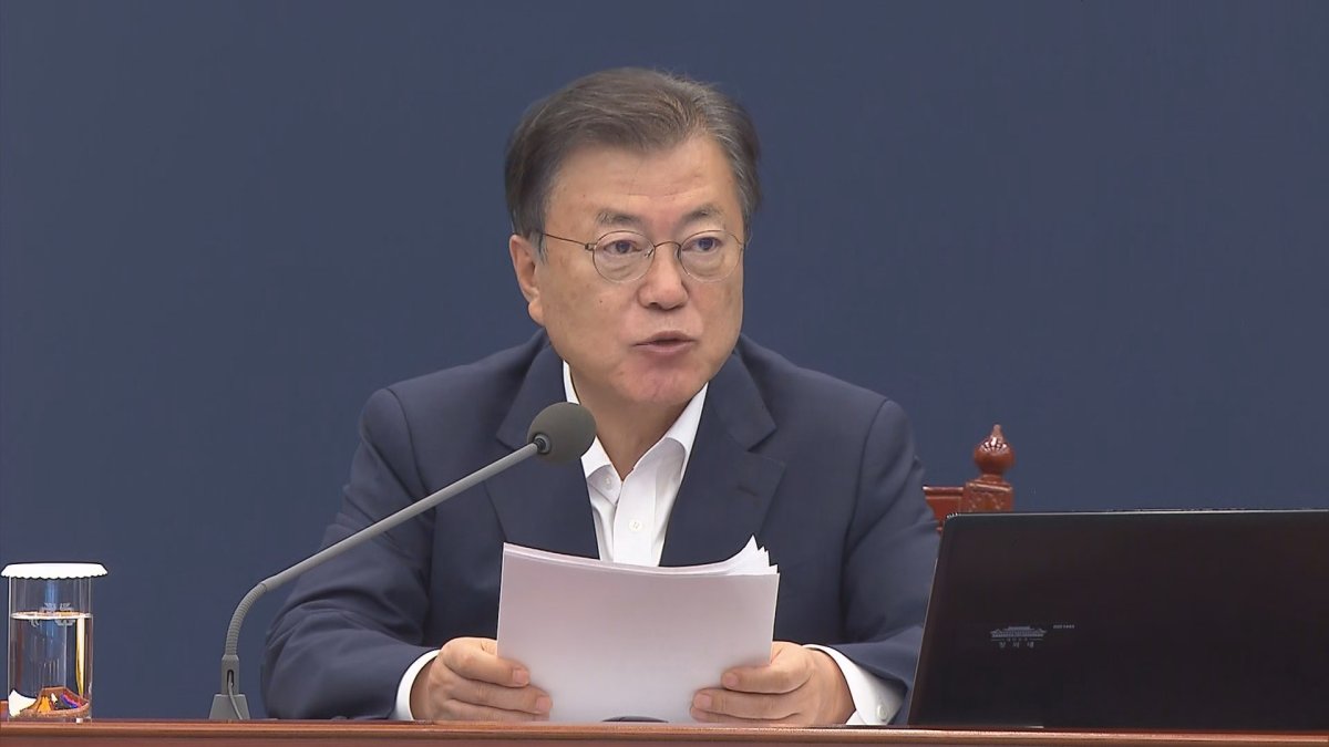문대통령 "얀센 접종자 추가접종 계획 조속히 수립"