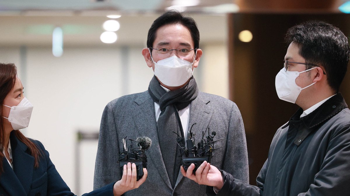 20조 美투자로 추격나선 삼성…이재용 "현실 냉혹"