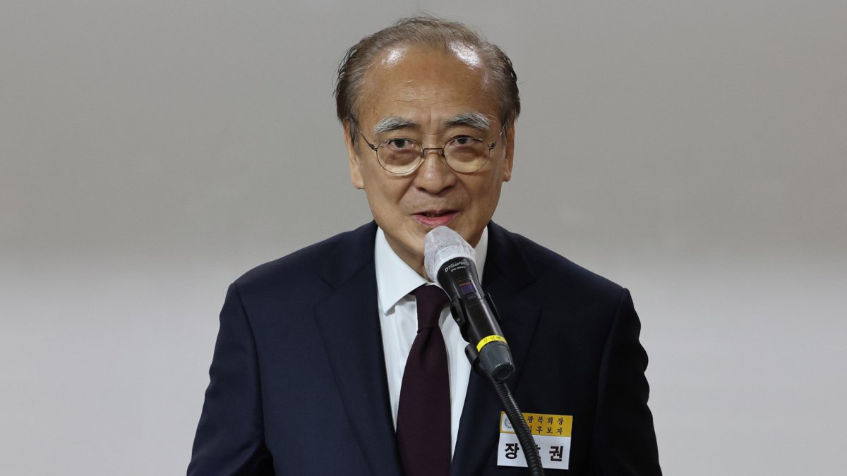 장호권 광복회장, '총기 협박' 혐의로 고소당해