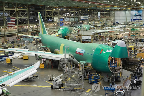 보잉 747-8 조립 현장 (AP=연합뉴스 자료사진)