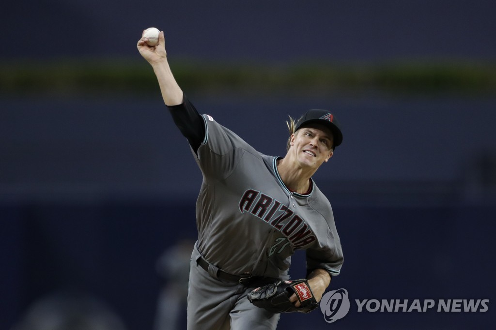 애리조나 우완 투수 그레인키