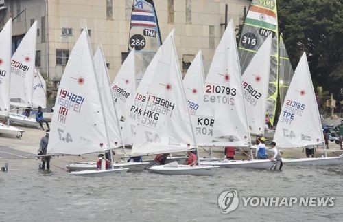 제17회 아시아요트선수권 레이저 종목 경기 모습