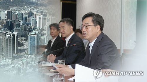 김동연 "고용부진 경기요인 작용…최저임금도 영향"(CG)