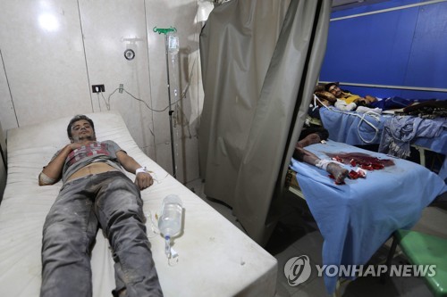 시리아 북서부 '안전지대' 공습으로 100여명 사상