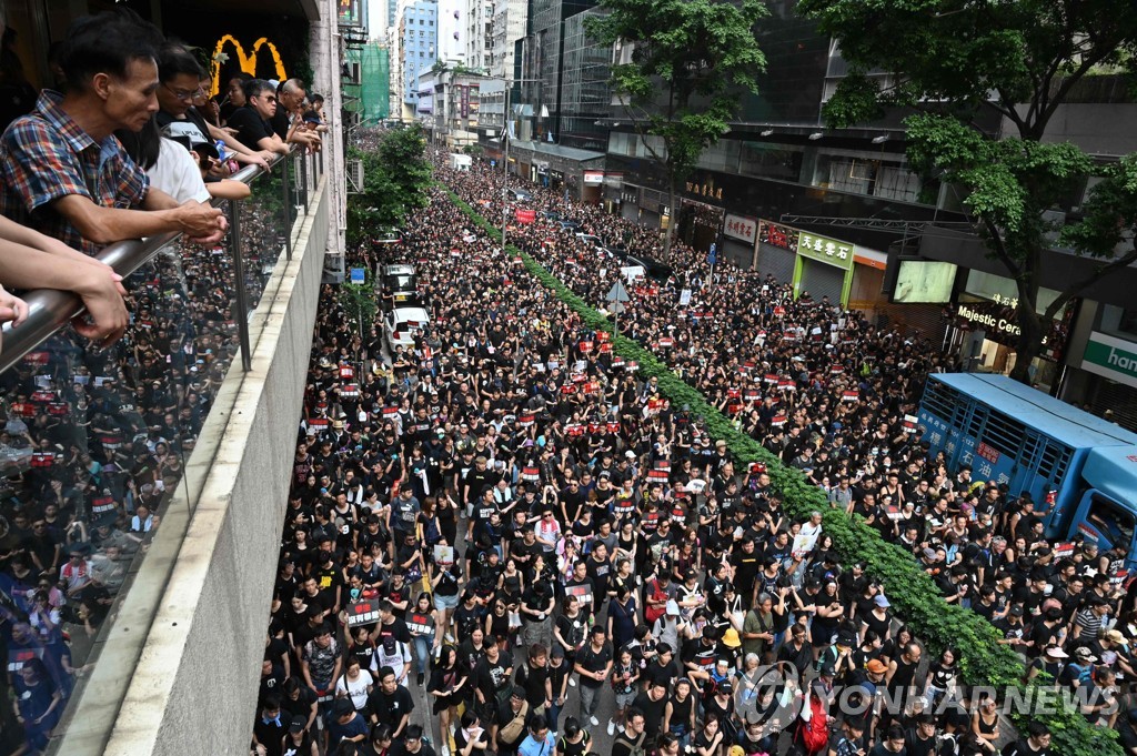 HONG KONG-CHINA-POLITICS-CRIME