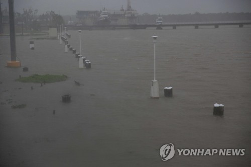 허리케인 '배리'가 강타한 루이지애나 해안도시 모건시티
