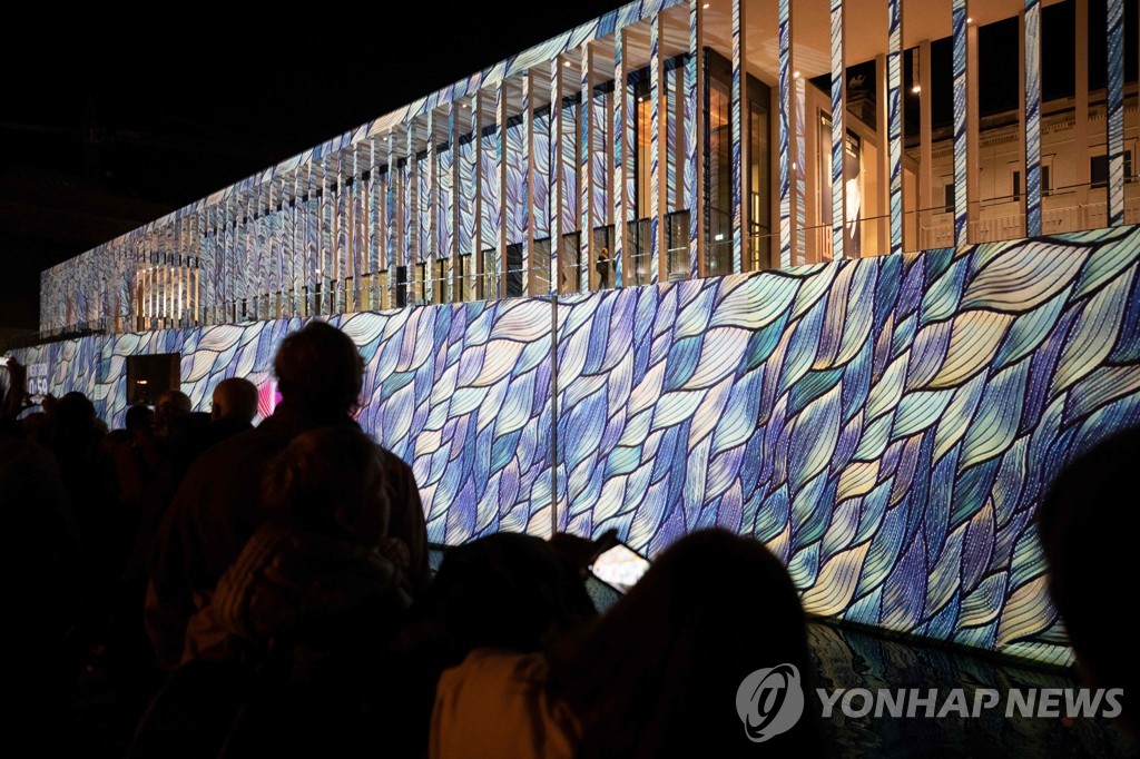 GERMANY-ART-FESTIVAL-LIGHTS-LANDMARK