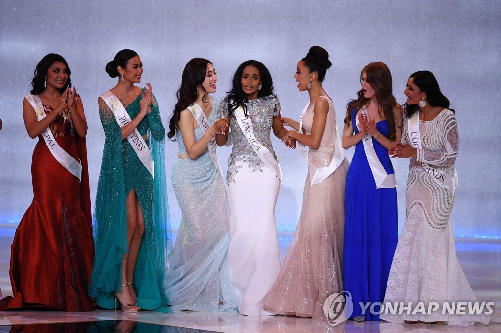 BRITAIN-MISS WORLD-FINAL
