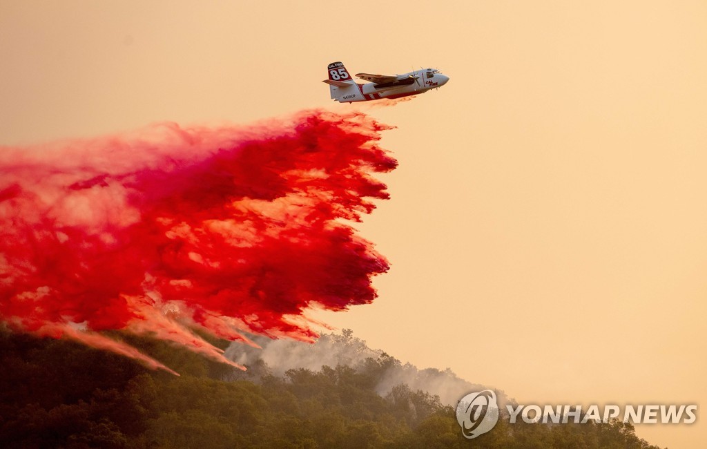 US-WILDFIRES-CALIFORNIA