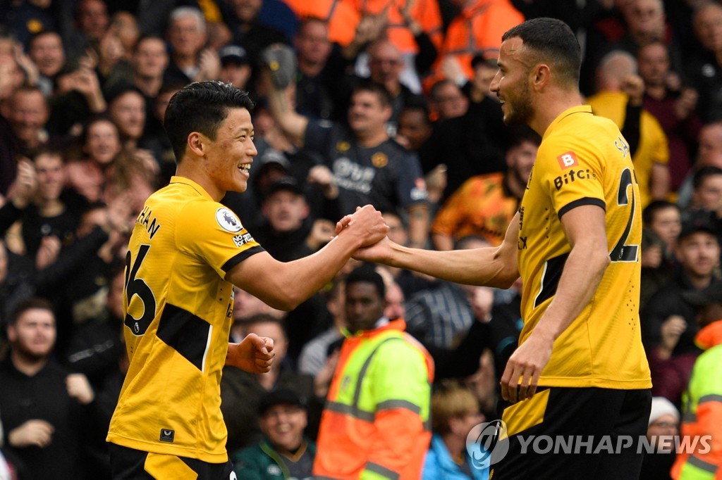 FBL-ENG-PR-LEEDS-WOLVES