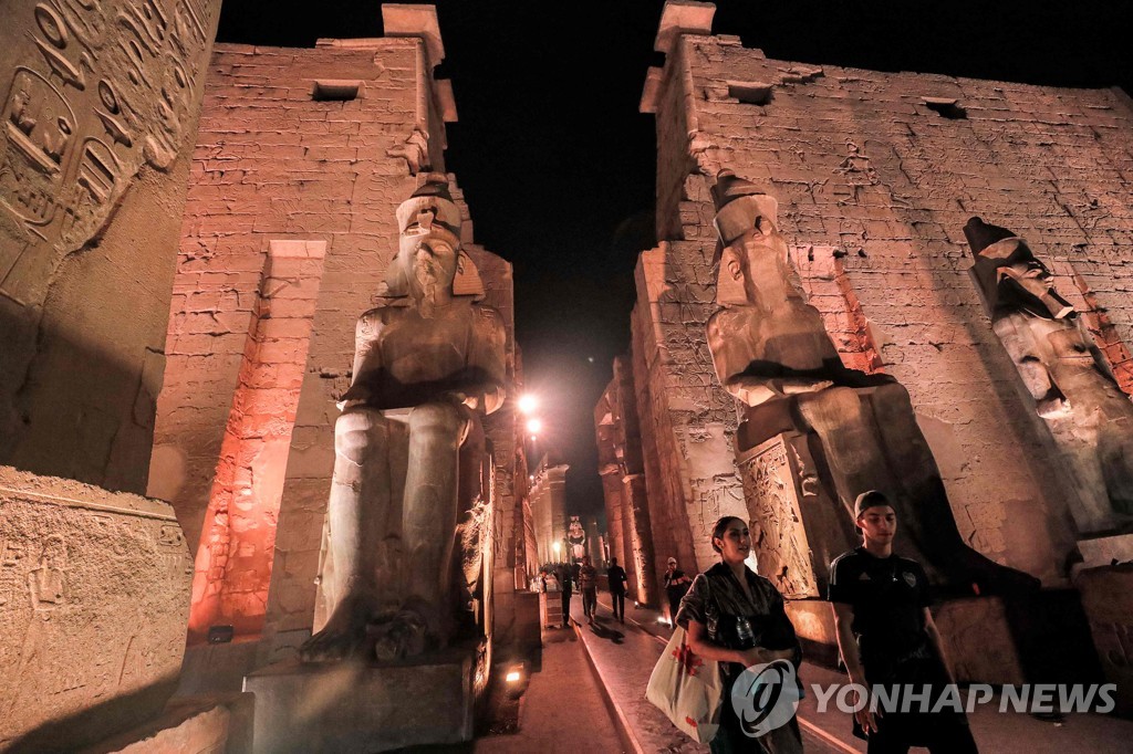 ′웅장한 스핑크스 사이로′…이집트 3천년 된 산책로 공개