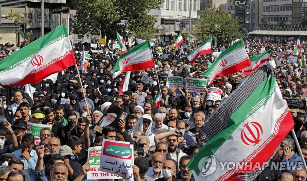 IRAN-POLITICS-WOMEN-RIGHTS-DEMO
