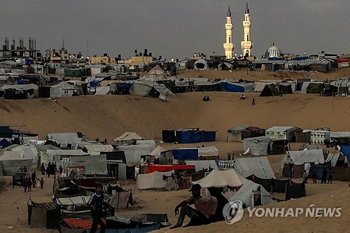 피란민을 수용하는 가자지구 최남단 도시 라파의 텐트촌