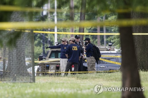14일 총격사건 발생한 美버지니아주 알렉산드리아의 야구장