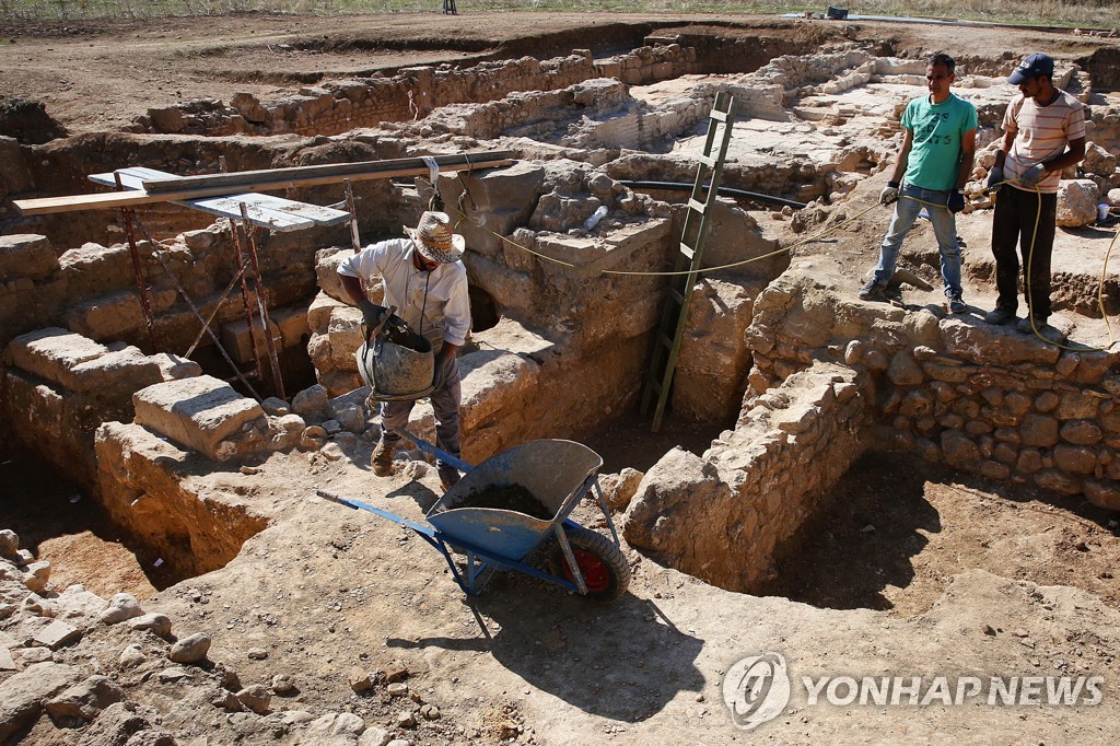 GREECE ARCHAEOLOGY