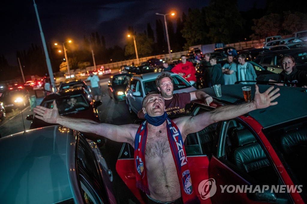 CZECH REPUBLIC PHOTO SET CINEMA SOCCER PANDEMIC CORONAVIRUS