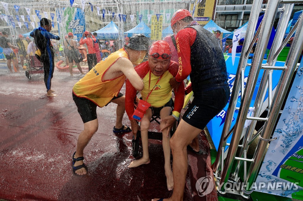 TAIWAN SWIMMING CARNIVAL