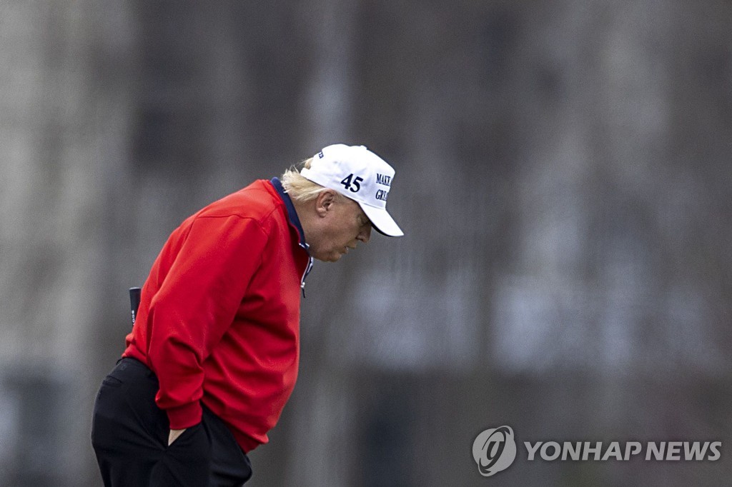 US-PRESIDENT-TRUMP-RETURNS-TO-TRUMP-NATIONAL-GOLF-CLUB