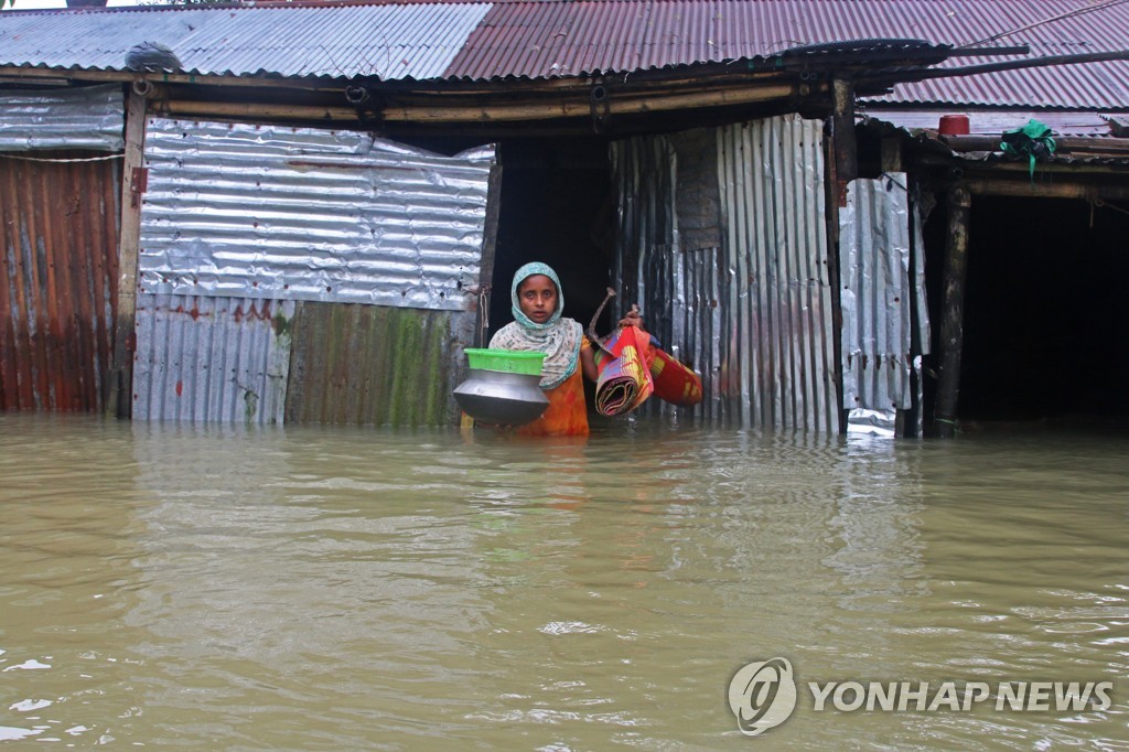 BANGLADESH-SUNAMGANJ-FLOOD