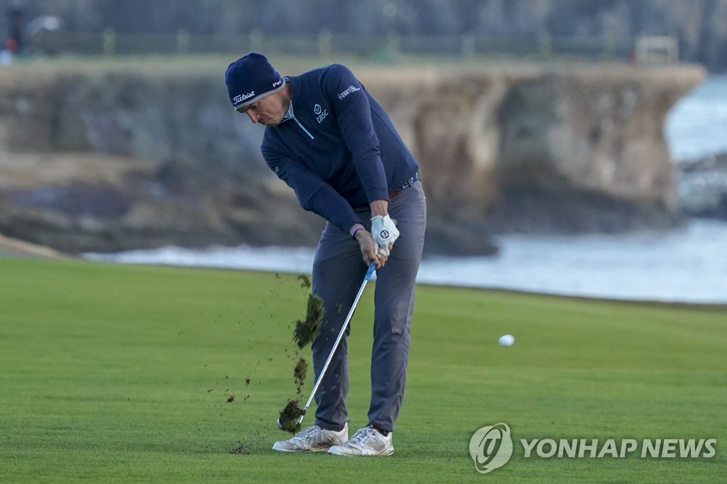 GOLF/