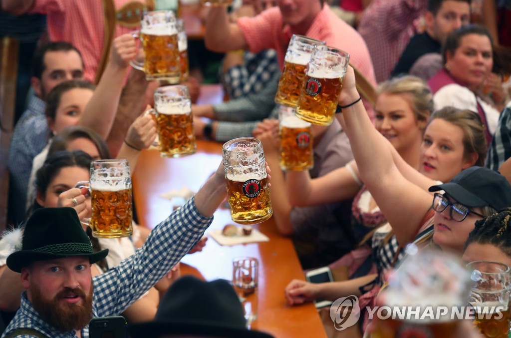 ′맥주와 함께 즐기는 가을 정취′…獨 세계 최대 맥주 축제 ′옥토버페스트′