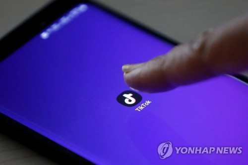 10대 이하 젊은층에 인기가 높은 동영상 공유 앱 '틱톡'