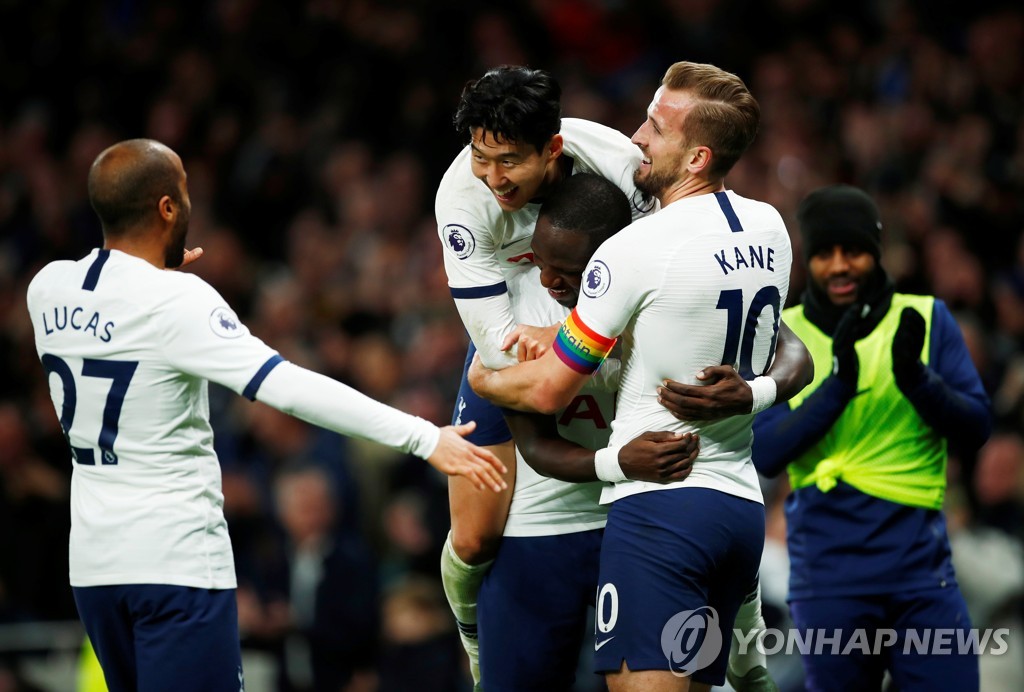 SOCCER-ENGLAND-TOT-BUR/REPORT