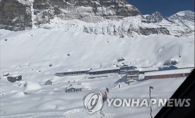 NEPAL-AVALANCHE/