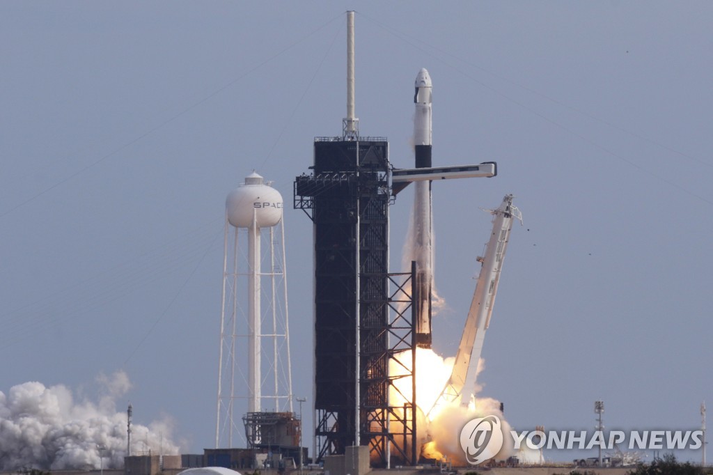 SPACE-EXPLORATION/SPACEX