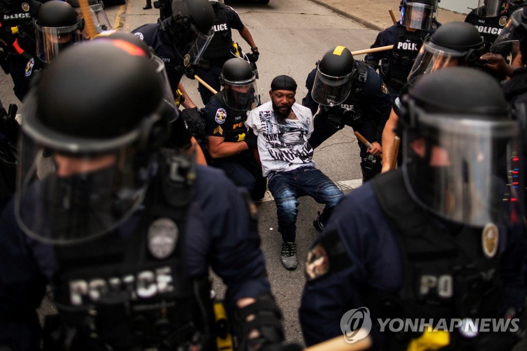 GLOBAL-RACE/USA-LOUISVILLE