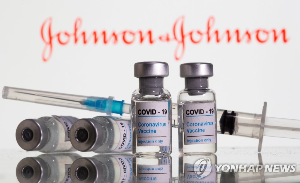 미 CDC, J&J 백신 접종 최종 승인