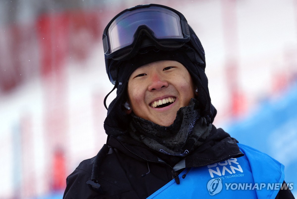 한국 스노보드 간판 이채운(수리고)