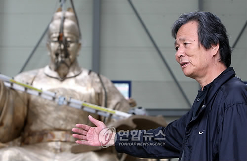 세종대왕 미소 되살린 김영원 교수