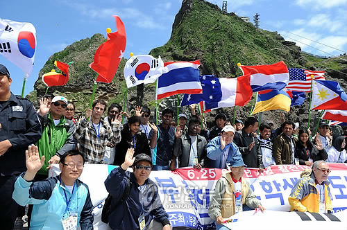 6.25 참전 7국 부산유학생 독도 방문