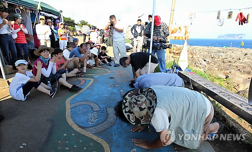평화버스 타고 온 여러분 고맙습니다