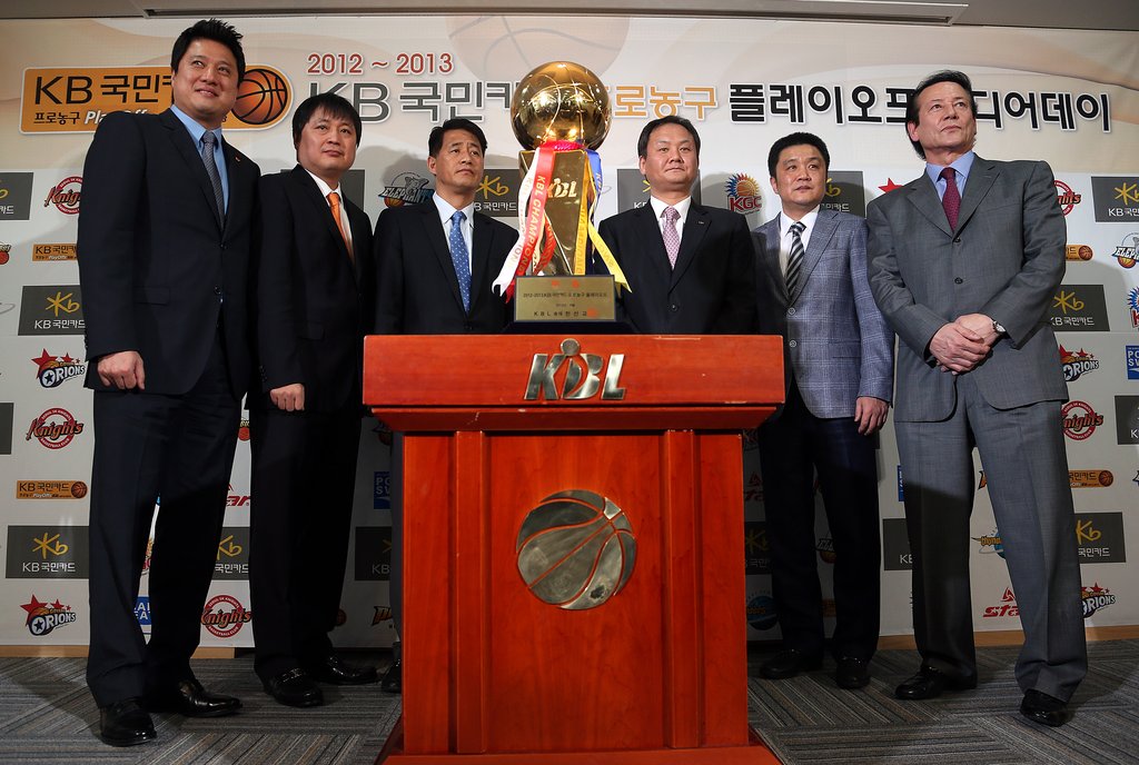 플레이오프 앞둔 프로농구 감독들