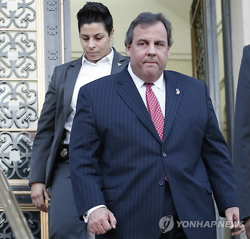 美대권 잠룡 크리스티 '위기'