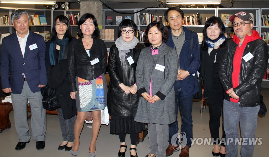 런던도서전 참가 한국 작가들