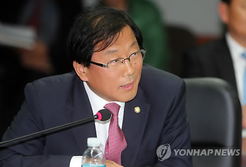 검찰 '딸 취업 청탁' 윤후덕 의원 무혐의 처분 - 1