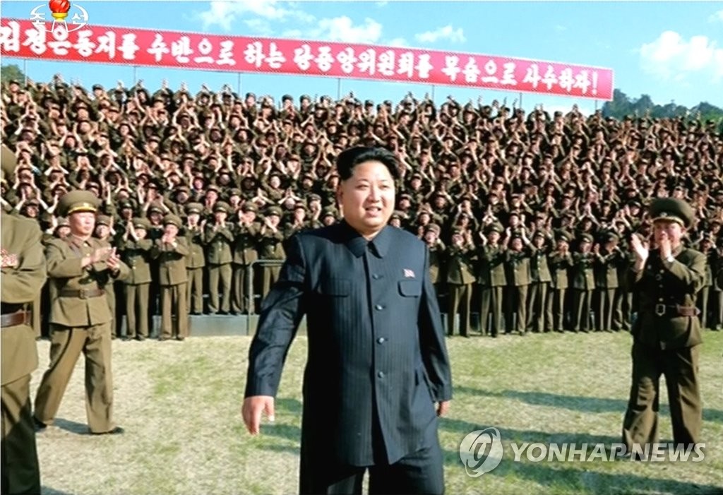지난 5월 함경도 군부대 시찰한 북한 김정은(연합뉴스 DB)
