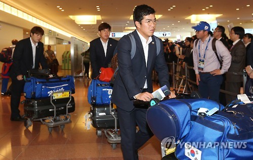4강 결전 앞둔 대한민국 대표팀 일본 입성