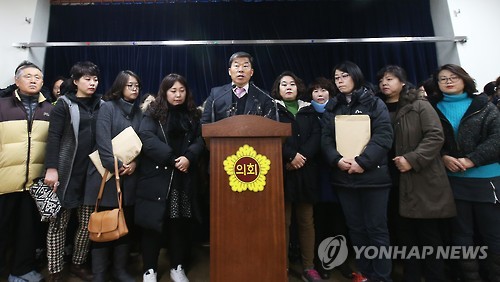 '단원고 존치교실 재학생에 돌려주세요'