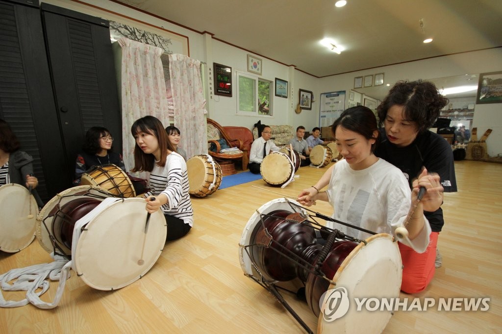 강원도개발공사·알펜시아, 황병산 사냥 민속 계승