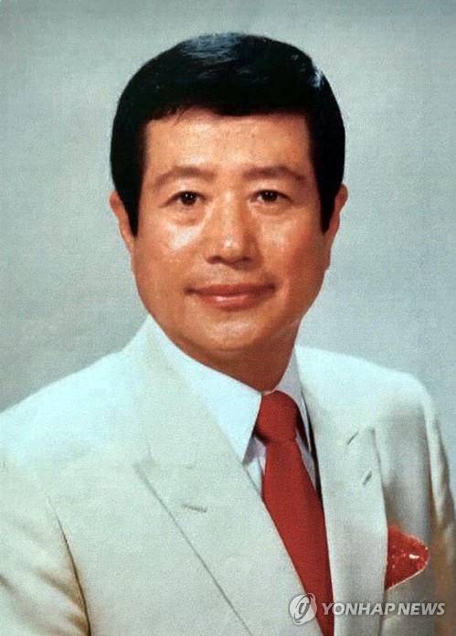 원로가수 백야성 별세