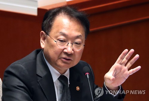 답변하는 유일호