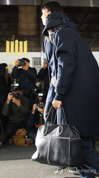검찰 출두하는 최순실
